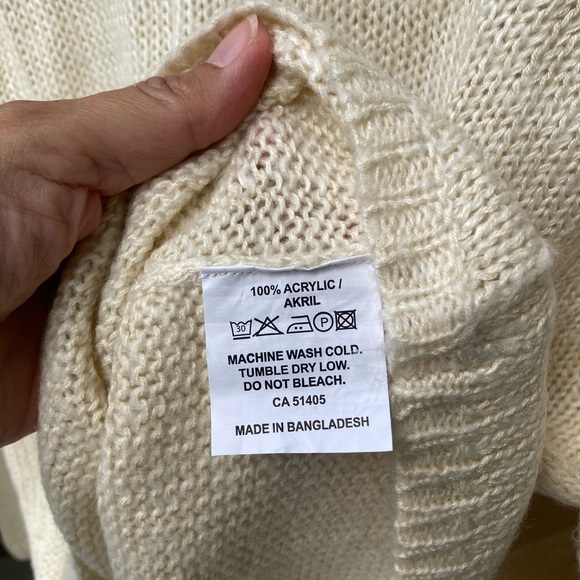 Oversized Cream Women's Crew Neck Sweater - Picture 2 of 3